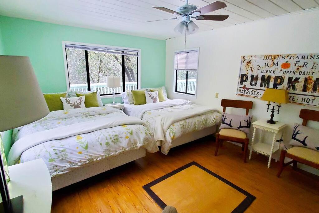 Pine Hills Cabin In Джулиан Екстериор снимка